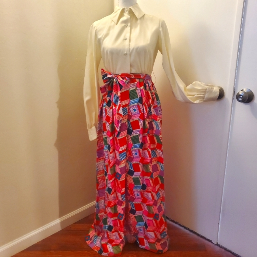 Vintage maxi 70s / late 60s Abercrombie & Fitch mod pattern long sleeve dress